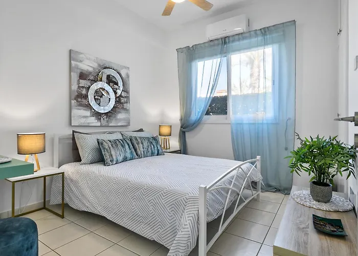 Iris Bloom 아파트 파포스