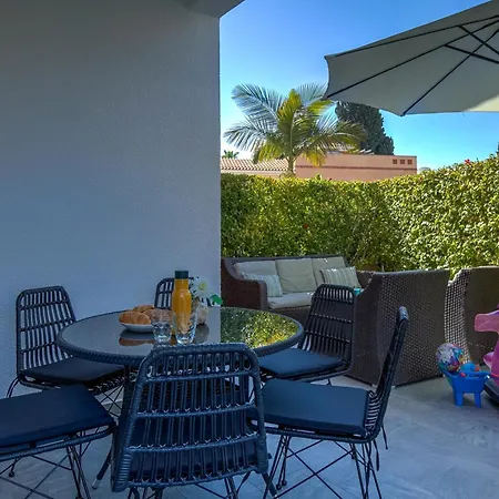 Apartament Iris Bloom *