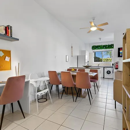 Iris Bloom Apartment